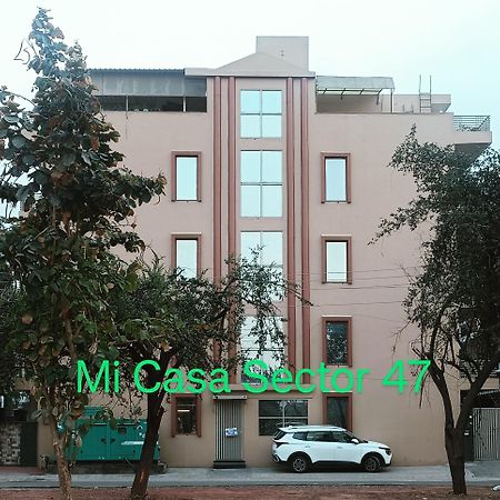 Mi Casa Sector 47 Apartment Gurgaon Luaran gambar