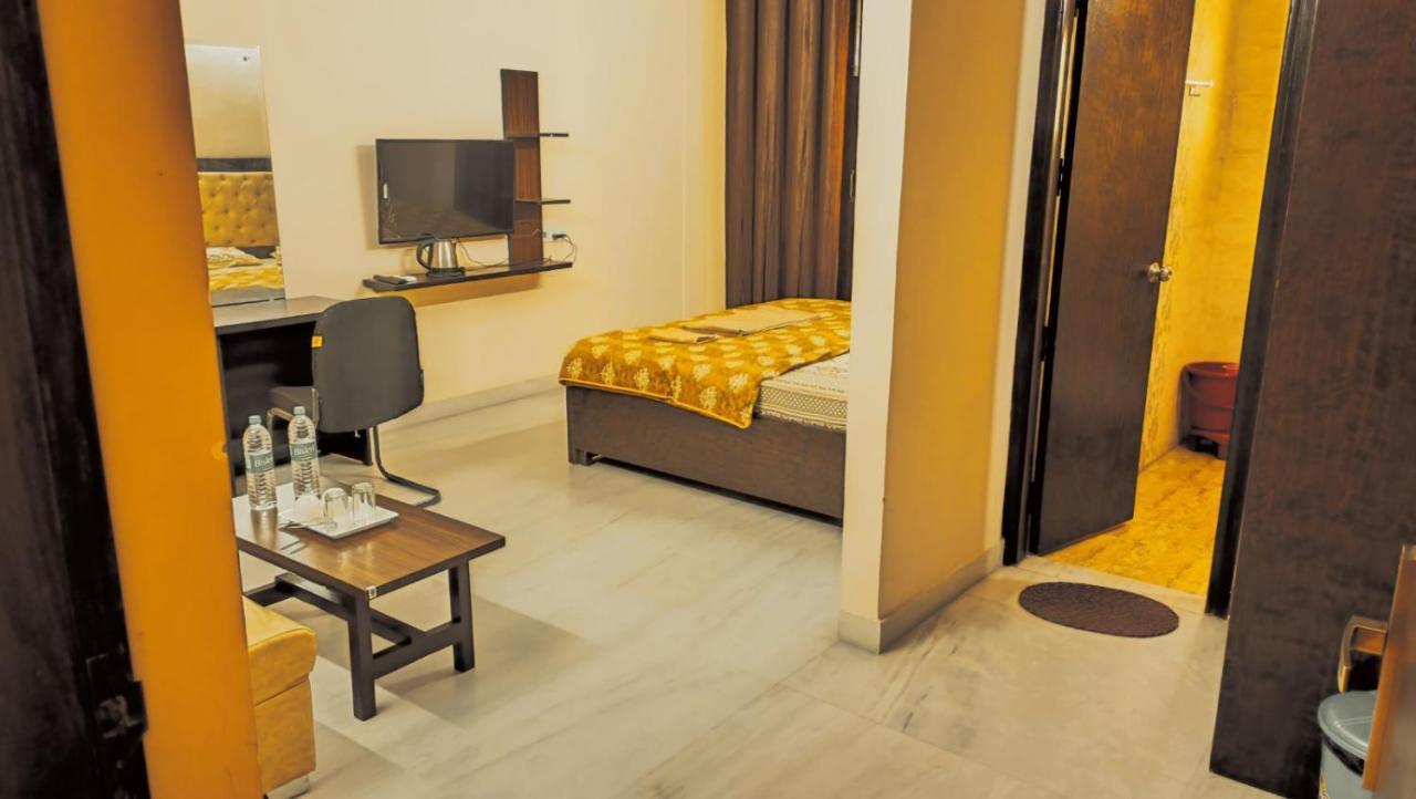 Mi Casa Sector 47 Apartment Gurgaon Luaran gambar