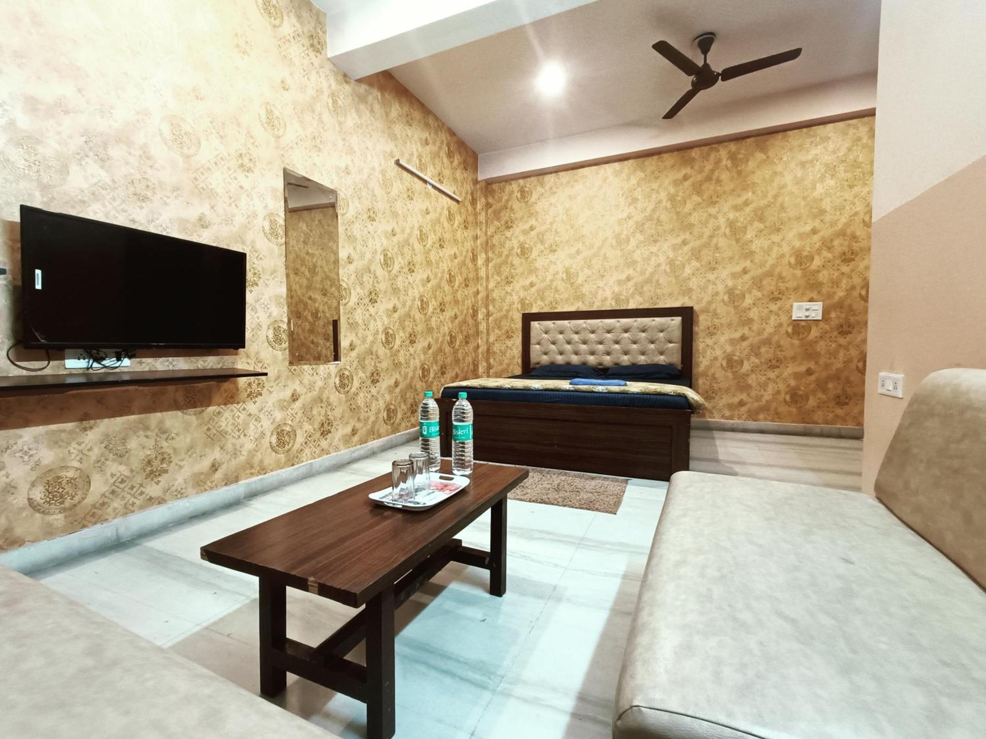 Mi Casa Sector 47 Apartment Gurgaon Luaran gambar